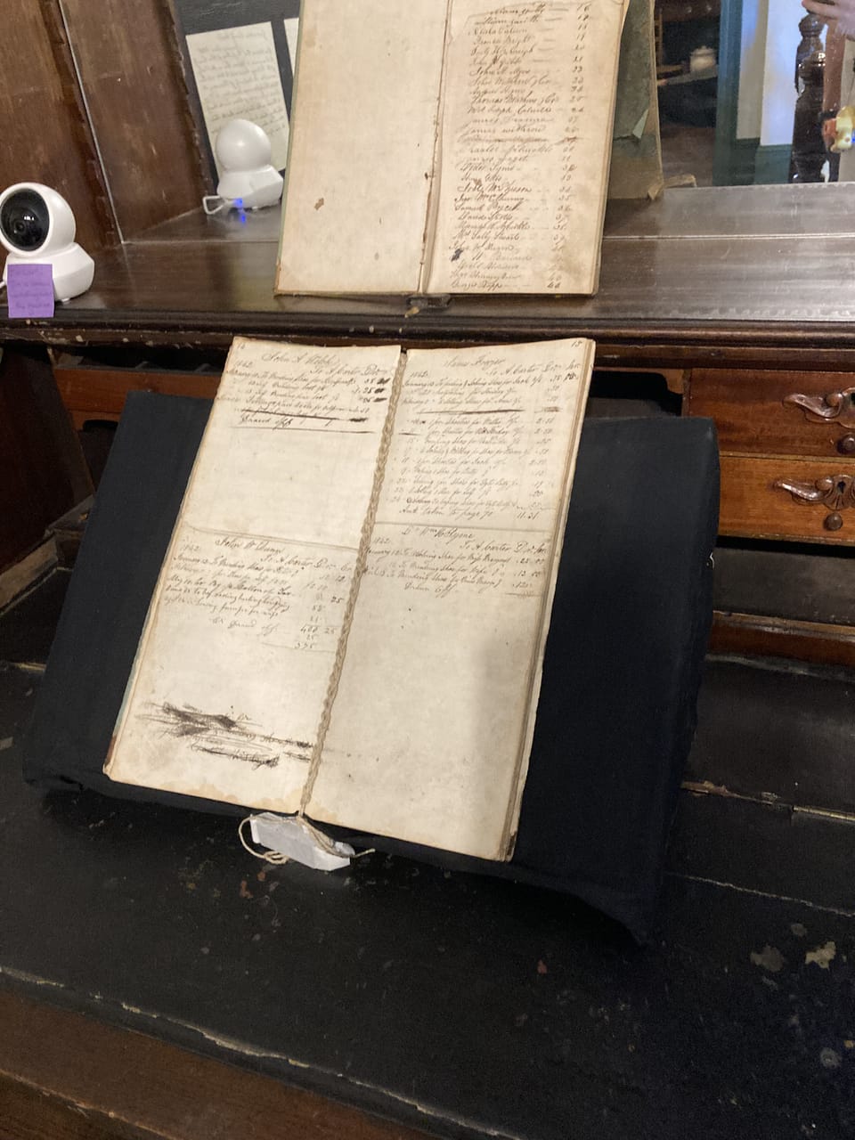 Preserving “Small” Histories